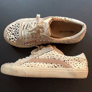 Madewell 7.5 spot dot Cream and Black pink strip Sneakers